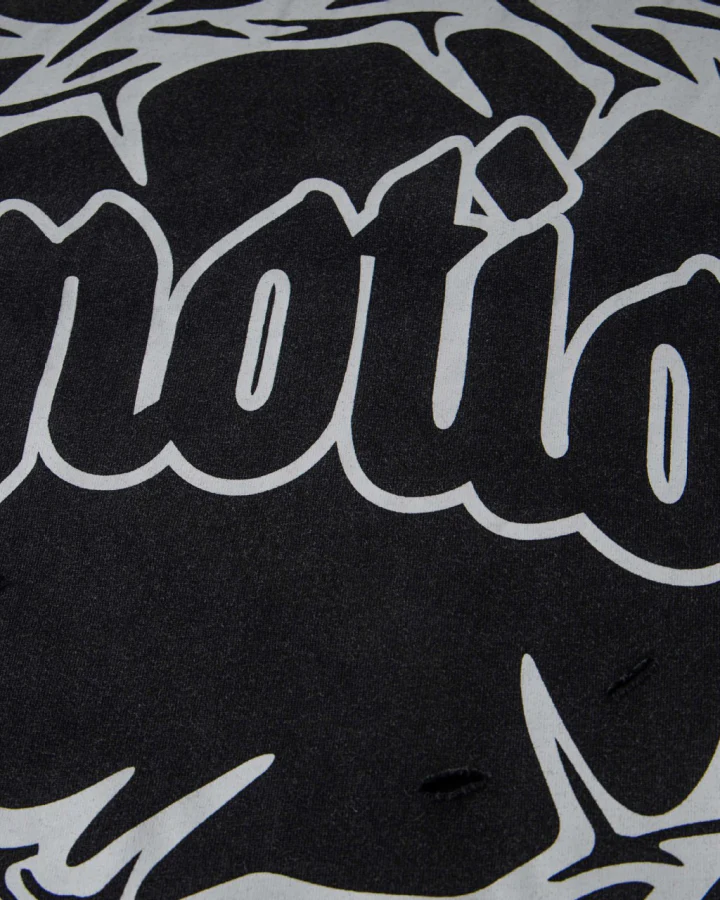 Vintage Thorn Graphic Layered Tee - Image 5