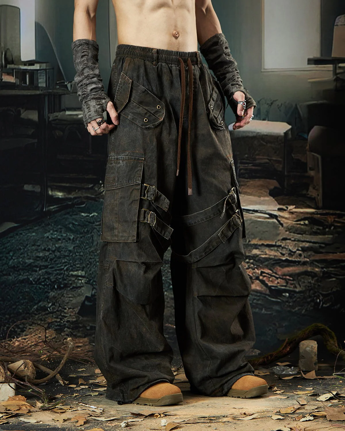 Washed Pleated Utility Cargo Pants - Image 3