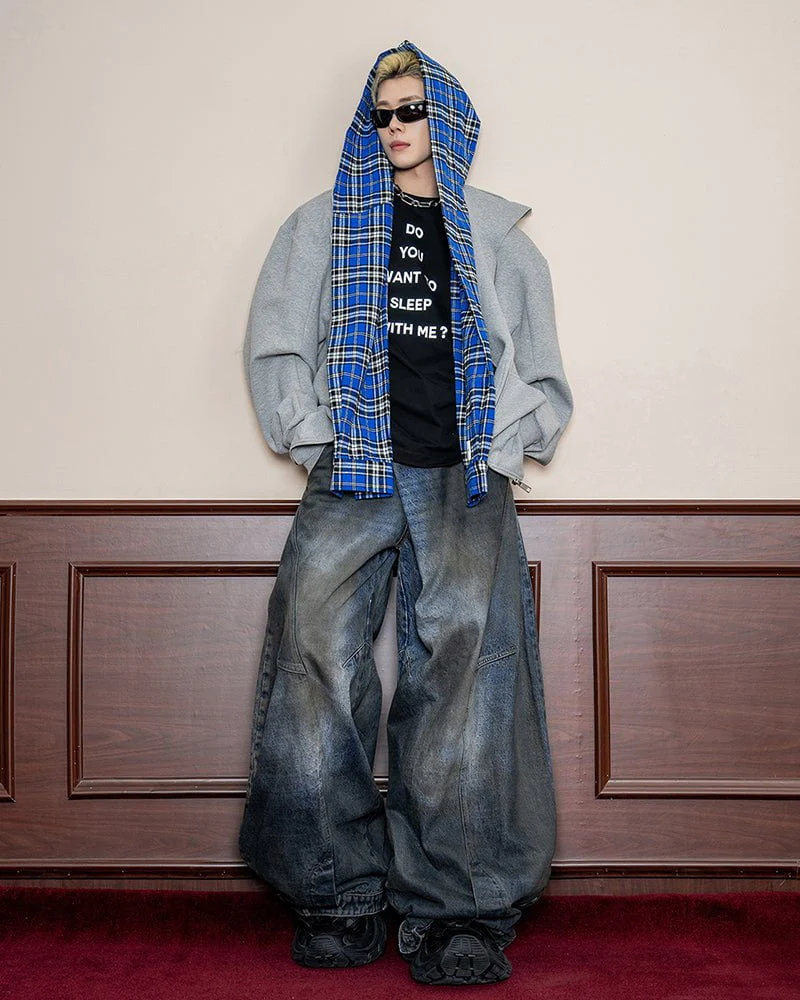 Washed Reverse-Waist Wide-Leg Jeans - Image 9