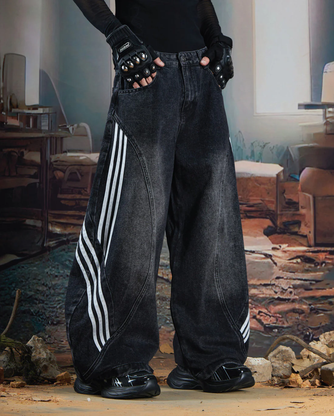 Washed Side Stripe Panel Denim Pants - Image 11